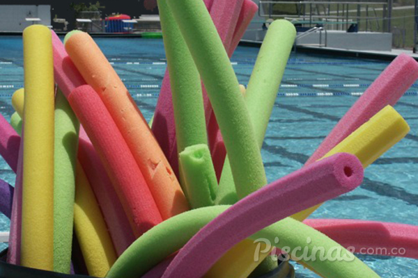 Aqua aeróbicos: Usa tu piscina para mantenerte en forma