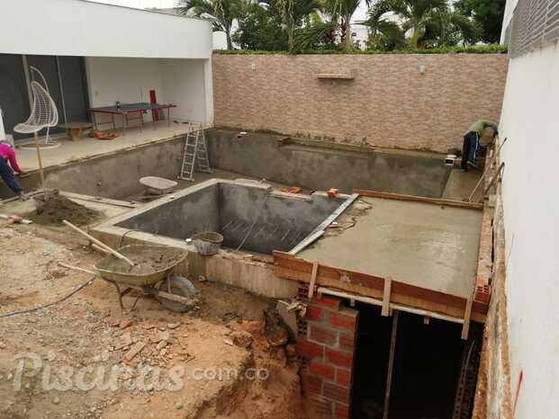 Construyendo piscina Neiva Huila