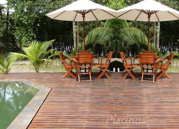 Decks para piscinas