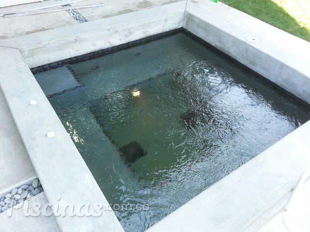 Jacuzzi en concreto